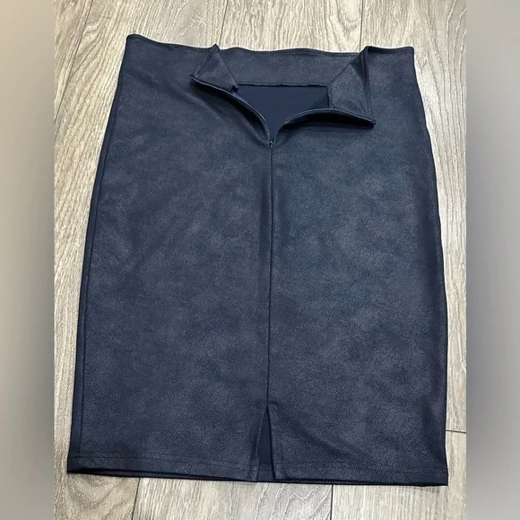 โจ Dark Teal Moleskin Stretch Straight Skirt โ Size 40 (New Without Tags) โจ - Picture 7 of 11